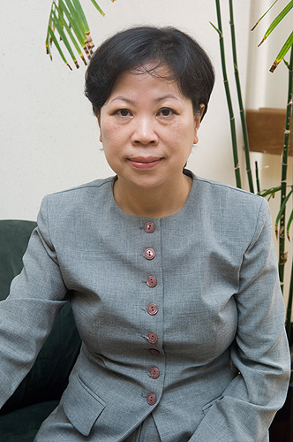 <p>Carolyn Lin, professor of communications science. Photo by Daniel Buttrey</p>