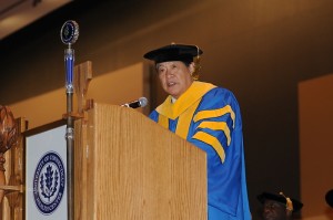 UConn Health Center Commencement speaker Henry Lee, an endowed professor and founder of the Forensic Science program at the University of New Haven.