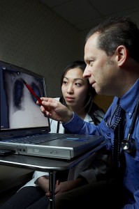 Medical student Yvonne Chu and Dr. Joseph Babiarz, Student Continuity Practice (SCP), on March 4, 2010. (Lanny Nagler for UConn Health Center)