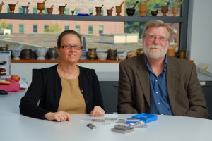 Robin Bogner, associate professor of pharmacy, and Ted Bergman, professor of mechanical engineering. (Ariel Dowski '14 (CLAS)/UConn Photo)