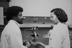 Drs. Lawrence Kenney and Jacqueline Harris, Class of 1981, School of Medicine. (UConn Health Center Archive)