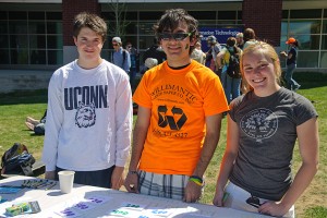 Residents of EcoHouse conduct an environmental-themed trivia contest during Earth Day. (Max Sinton '15 (CANR)/UConn Photo)