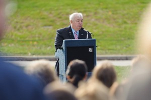Navy veteran Chuck Morrell, associate director for operations, Student Activities, was the master of ceremonies. (Max Sinton '15 (CLAS)/UConn Photo)