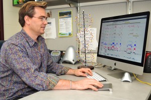 Brenton Graveley is researching the role that RNA plays in biology and disease. (Tina Encarnacion/UConn Health Photo)