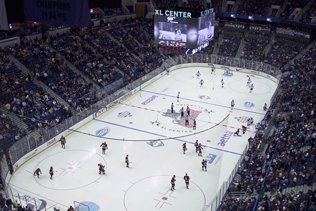 UConn hockey plays Boston College in November 2014. (UConn File Photo)