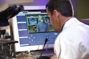 This image provided by the vendor demonstrates the real-time interaction between the surgeon in the OR and providers elsewhere in the hospital via Black Diamond Video.