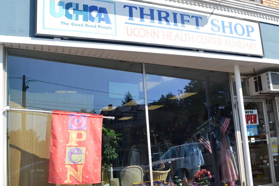 Thrift Shop Offers Last-minute Bargains Looking for some affordable last-minute decorations or holiday apparel? The UConn Health Auxiliary Thrift Shop is open from 10 a.m. to 4 p.m. thru Dec. 23. The Thrift Shop is located in West Hartford, at 270 Park Road. To learn more about the Thrift Shop, including how to donate new or gently used items—including perhaps unwanted holiday gifts—call 860.586.8047. 