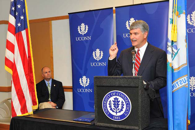 State Senate President Pro Tempore Donald Williams Jr. speaks during a ceremony to sign legislation to build a technology park at UConn. The event was held at the Advanced Technology Laboratory on Aug. 25, 2011.(Peter Morenus/UConn Photo)
