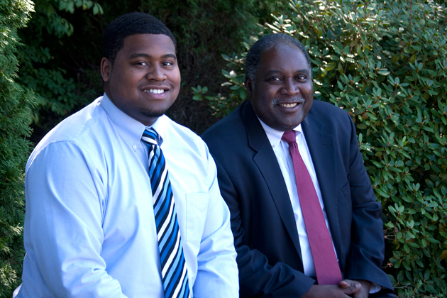 Daniel Turner '15 (ENG), left, and his father Elvin Turner '93 MBA. (Jessica McCabe/UConn Photo)