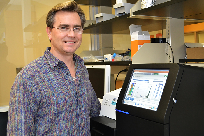 Brenton Graveley is researching the role that RNA plays in biology and disease. (Tina Encarnacion/UConn Health Photo)