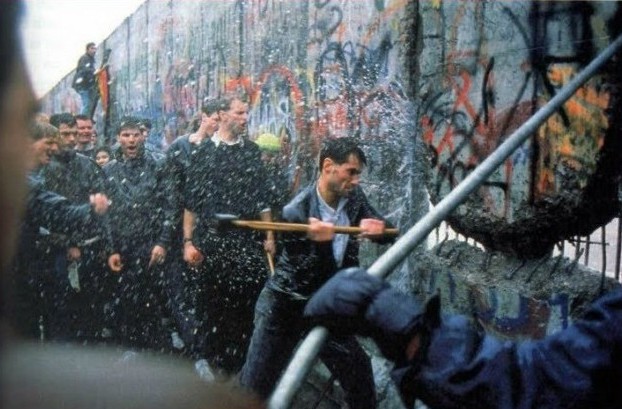 The Berlin Wall comes down.