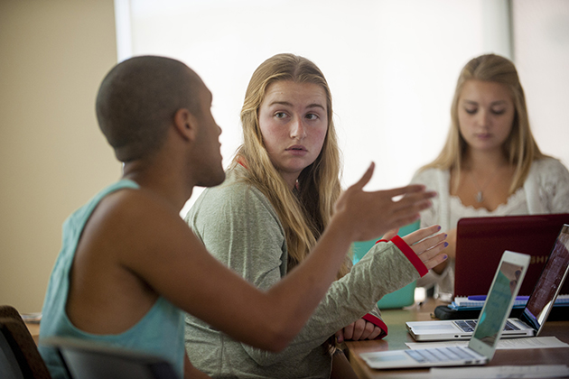 Emily Armstrong, second from left, in a class on Sept. 17, 2015. (Sean Flynn/UConn Photo)