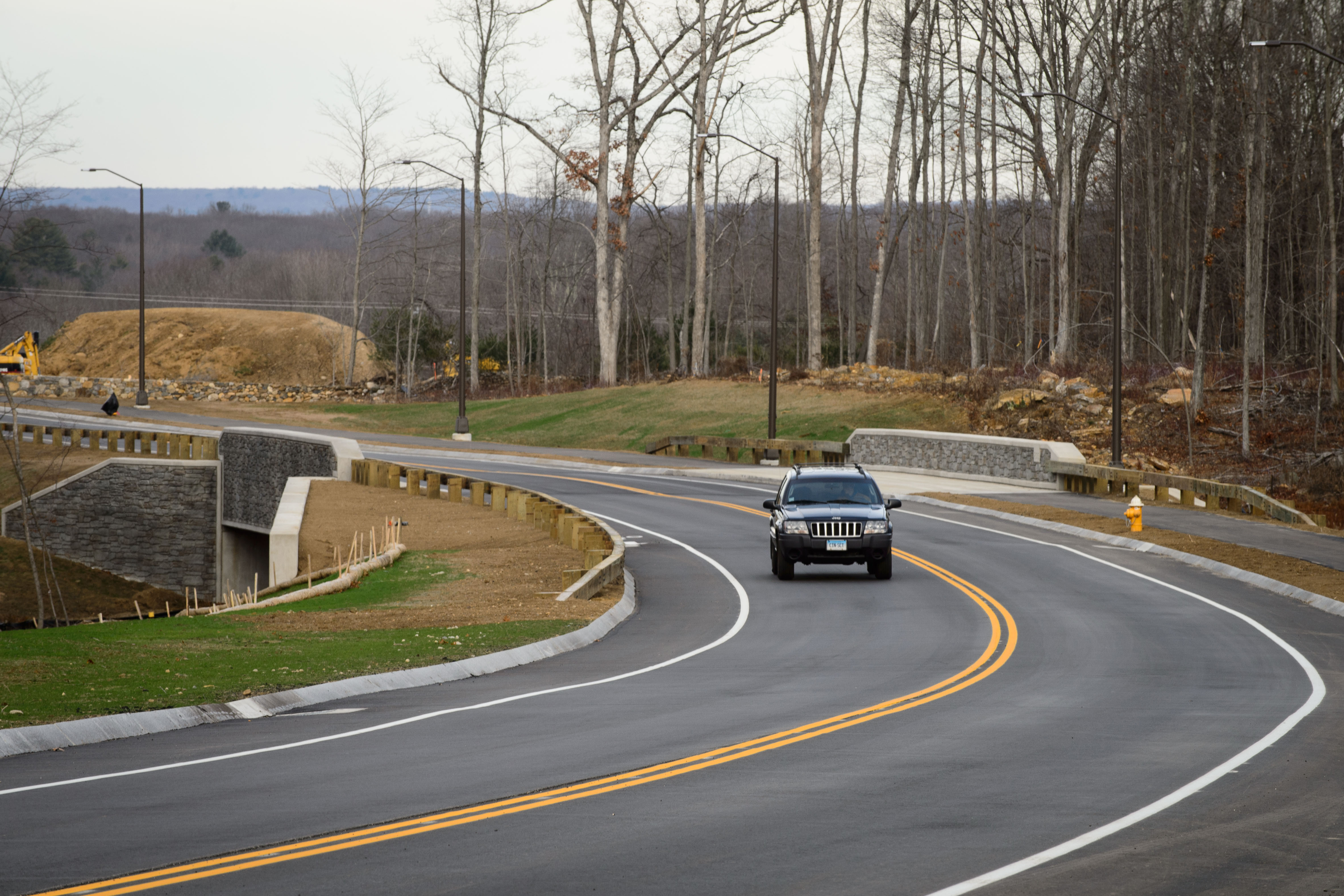 The new road connecting Route 44 to the Storrs Campus is now open. (Peter Morenus/UConn Photo)