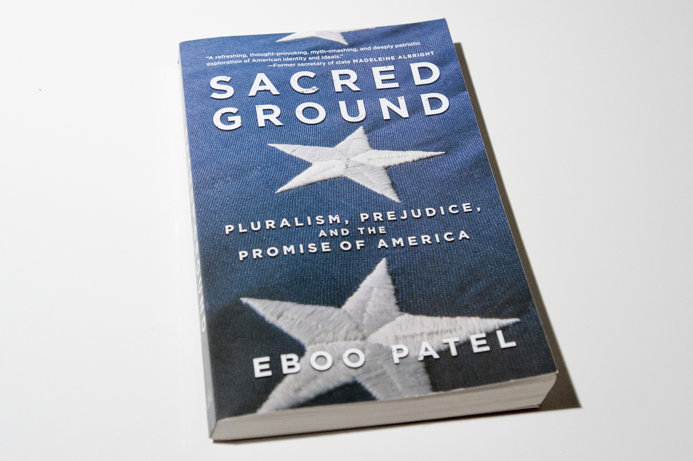 UConn Reads 2017 book, Sacred Ground by Eboo Patel on May 16, 2016. (Sean Flynn/UConn Photo)