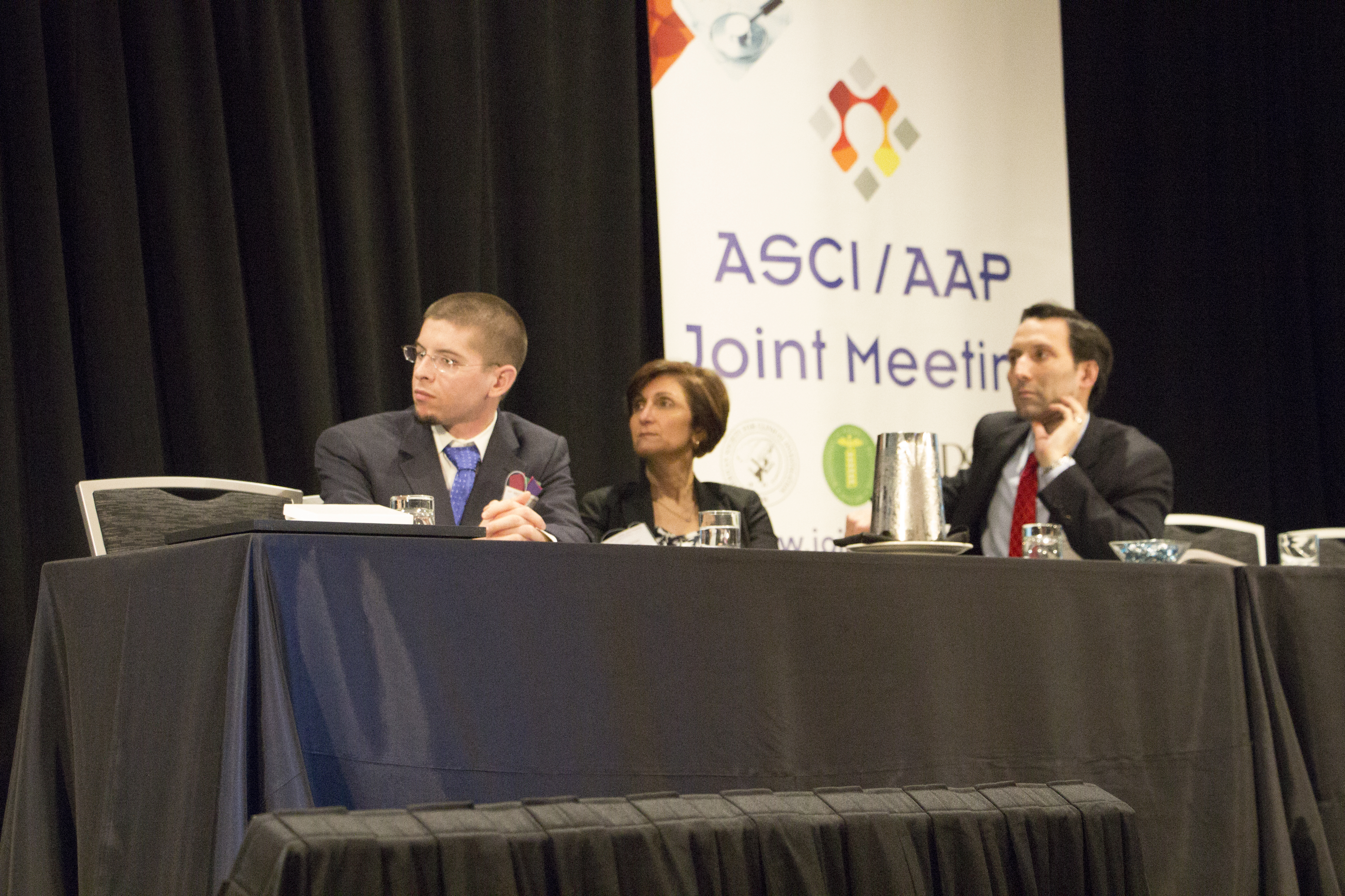 UConn MD/PhD student and APSA President-Elect Alex Adami co-moderating the “Cool Tools and Forward Technology” plenary session of the AAP-ASCI-APSA Joint Meeting.