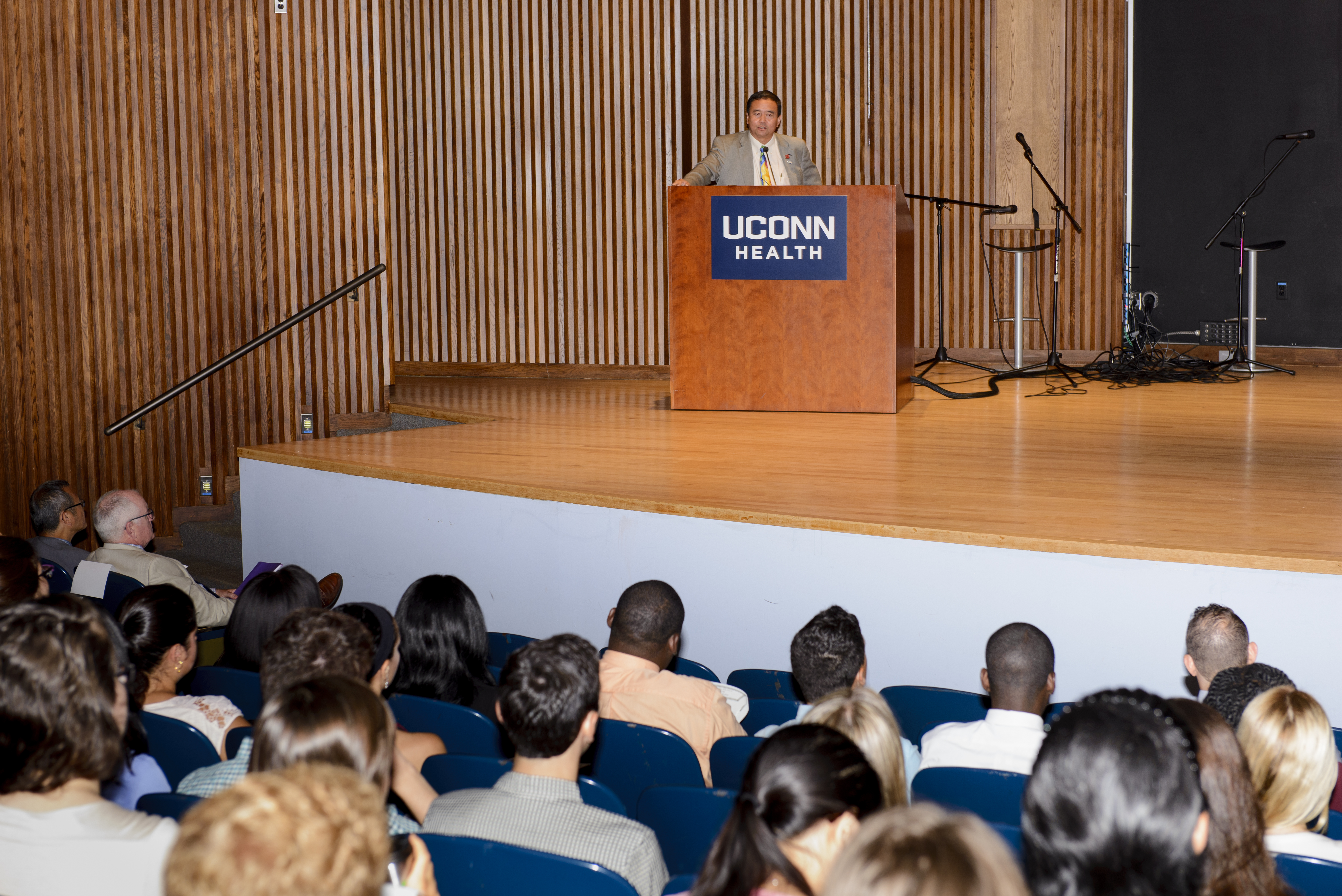 The UConn Schools of Medicine and Dental Medicine held Convocation for the incoming medical and dental students Thursday. The guest speaker was Dr. Ken Yanagisawa, who graduated from the UConn School of Medicine in 1988. (Photo by Janine Gelineau)