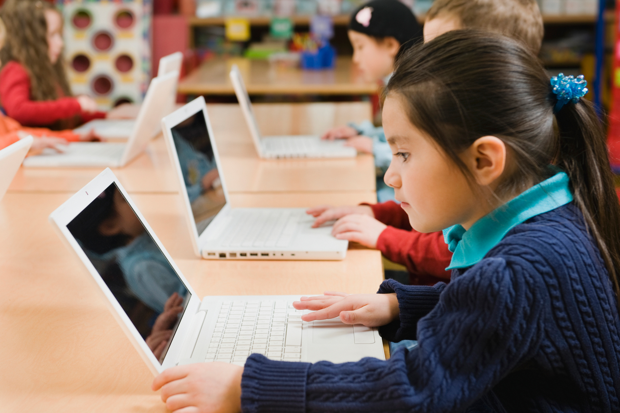 School children using computers. (Tetra Images – Erik Isakson/Getty Images)