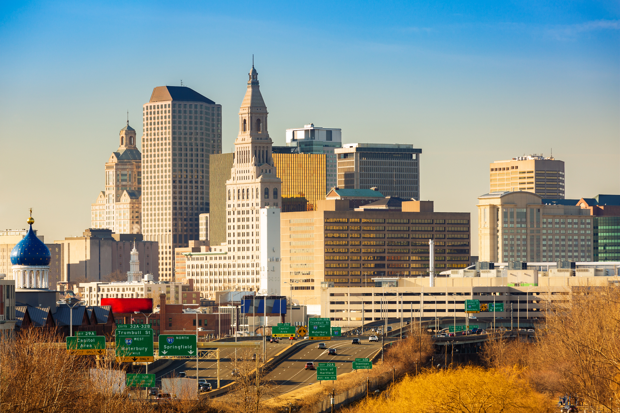 Hartford skyline on a sunny afternoon. (Ultima_Gaina/Getty Images)