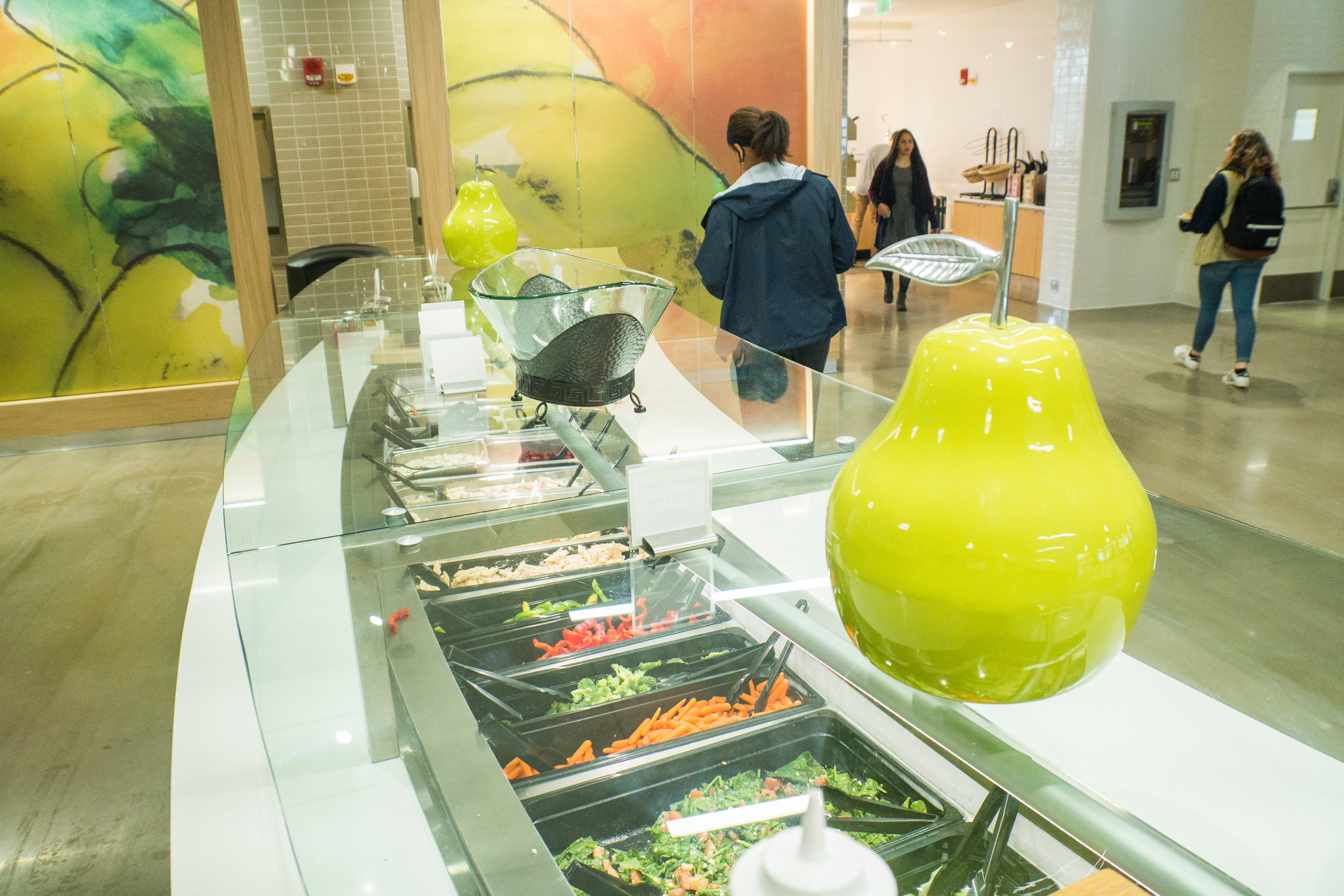 The newly renovated Putnam Refectory is one of eight UConn dining halls that have been certified as 'Green Restaurants' for practices that promote environmental sustainability. (Gail Merrill/UConn Photo)