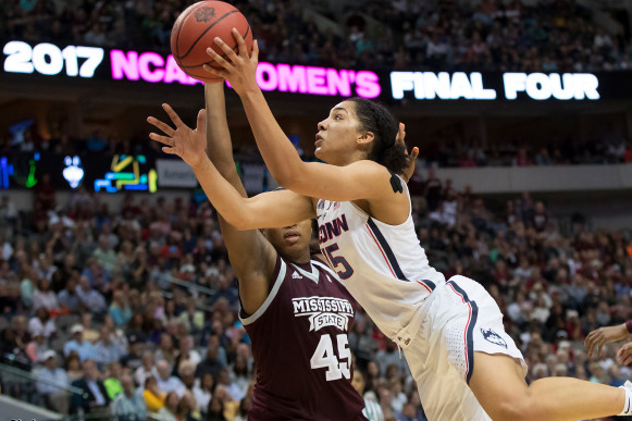 Gabby Williams drives to the basket. (Stephen Slade '89 (SFA) for UConn)