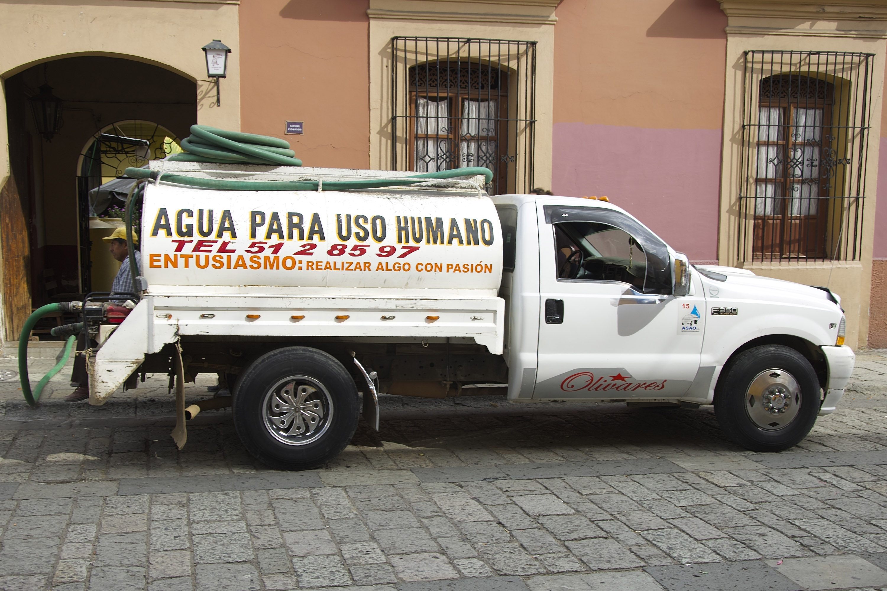A water truck in Mexico. (Angela Ostafichuk/Shutterstock Photo)