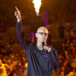 Men's Basketball head coach Dan Hurley addressse the fans on his first First Night at UConn. (Stephen Slade '89 (SFA) for UConn)