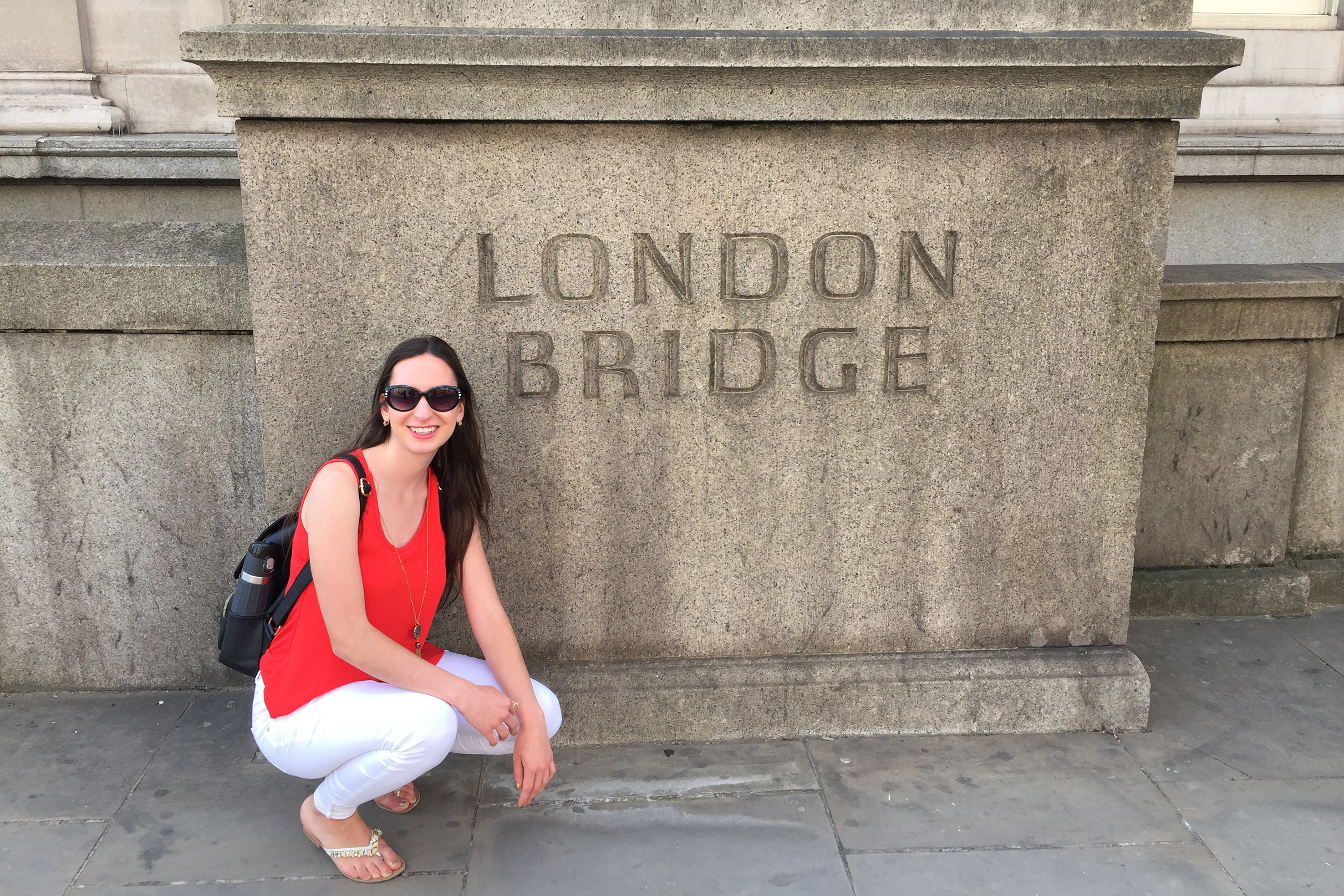 Anna Zarra Aldrich '20 (CLAS) at London Bridge during her Education Abroad experience in summer 2018.
