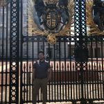 Omaniel Ortiz '20 (CAHNR) in front of Buckingham Palace, the official residence of the Queen of England.