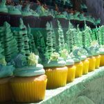 With Arbor Day just days away (April 26), Dining Services prepared more than 3,000 tree cupcakes for students to enjoy at no charge. (Lucas Voghell ’20 (CLAS)/UConn Photo)