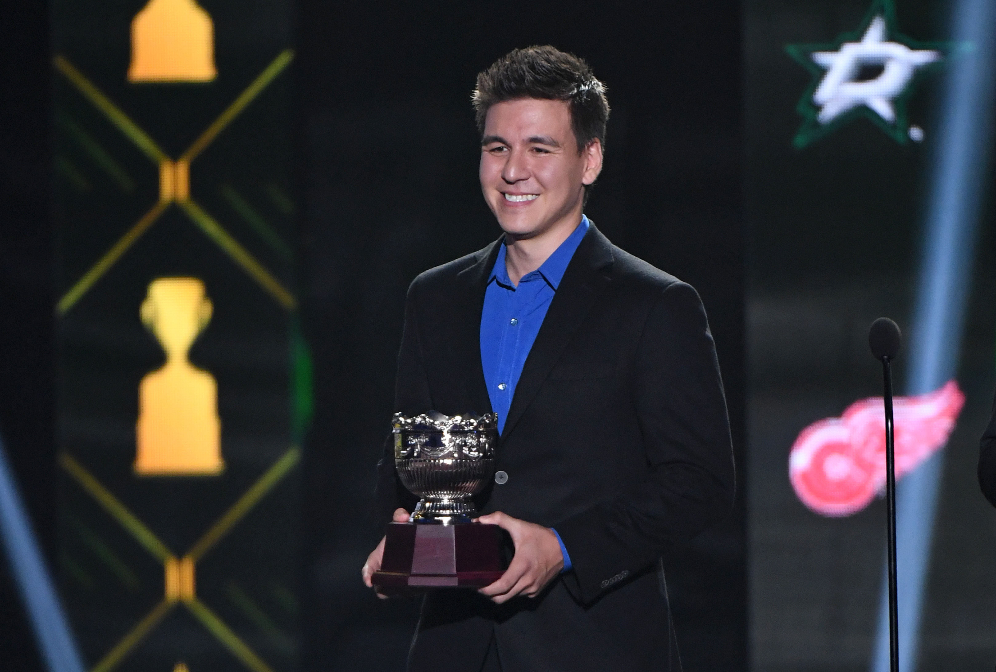 James Holzhauer, 'Jeopardy!' champion and professional sports gambler, prepares to present a trophy at the 2019 NHL Awards in Las Vegas, Nevada, on June 19, 2019. (Ethan Miller/Getty Images)