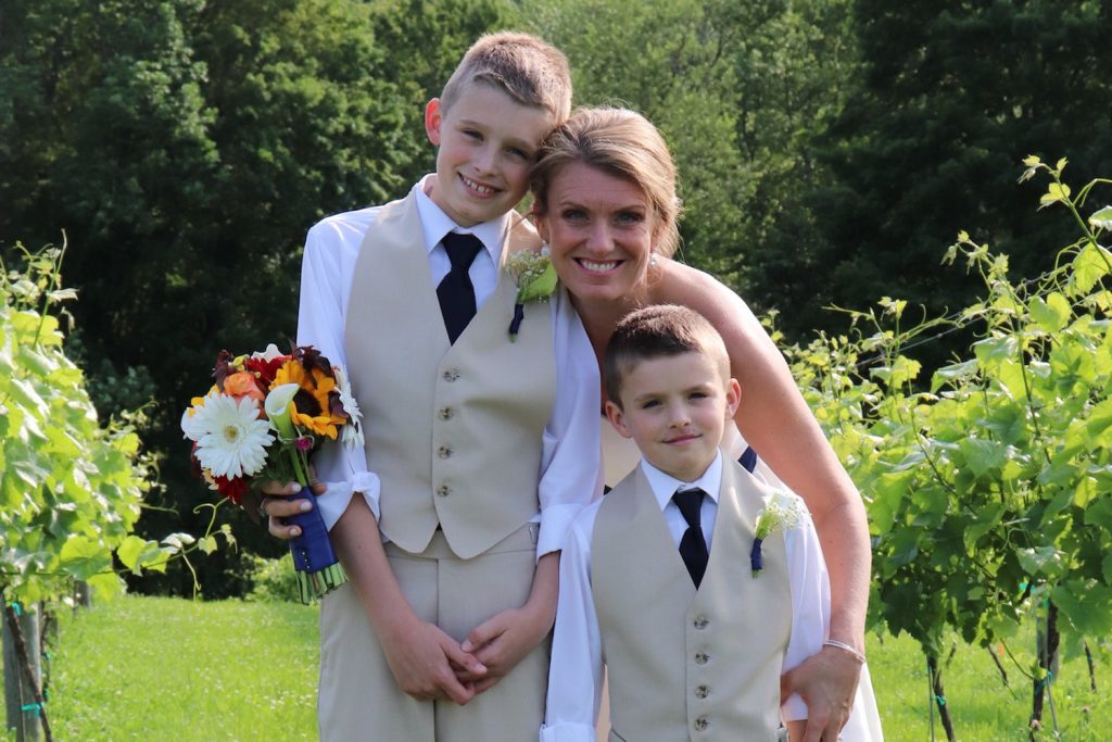 Stephanie Singe with sons Camden and Beckett