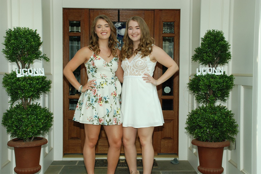 Kristen (left) and Caitlyn Splaine