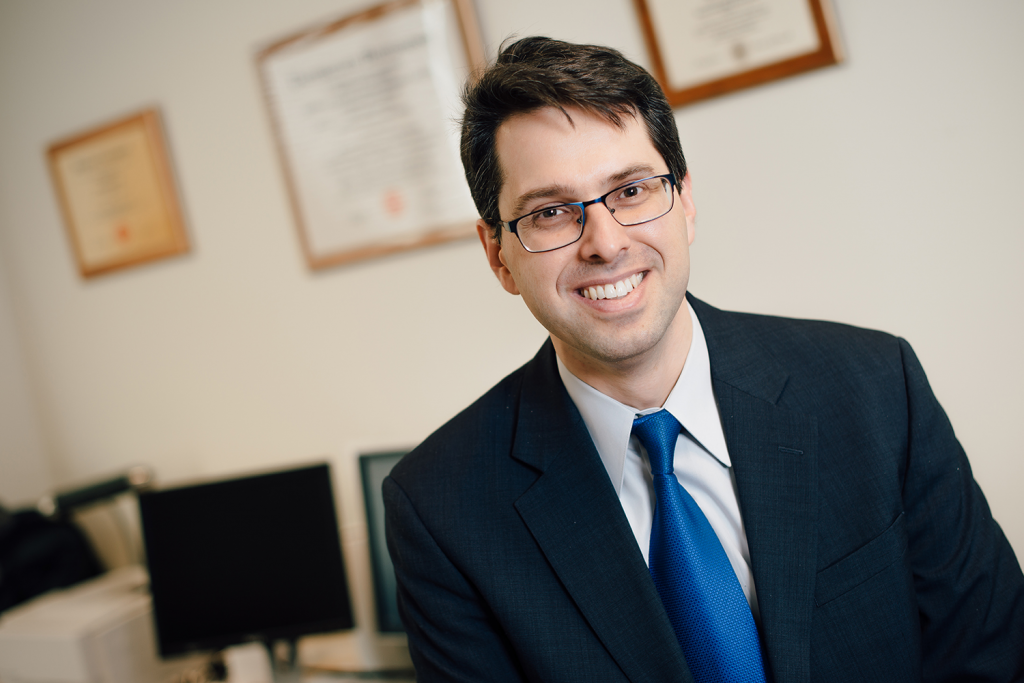 UConn School of Business faculty, like Professor Robert Bird (Pictured above) are presenting short courses to give prospective graduate students a taste of what a UConn education would be like (Nathan Oldham / UConn School of Business)