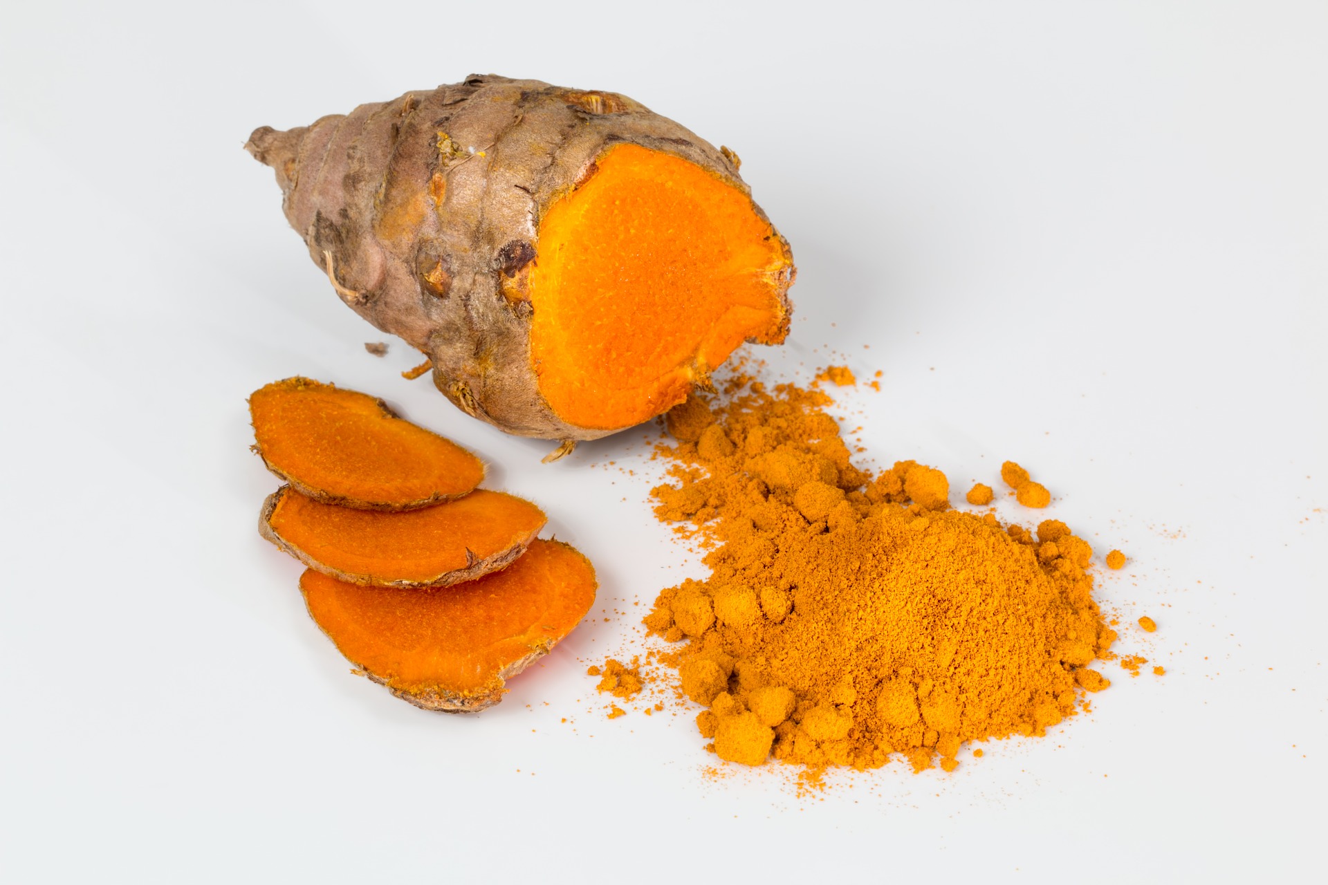 Turmeric Component May Help Improve Cholesterol, Lessen Statin Side