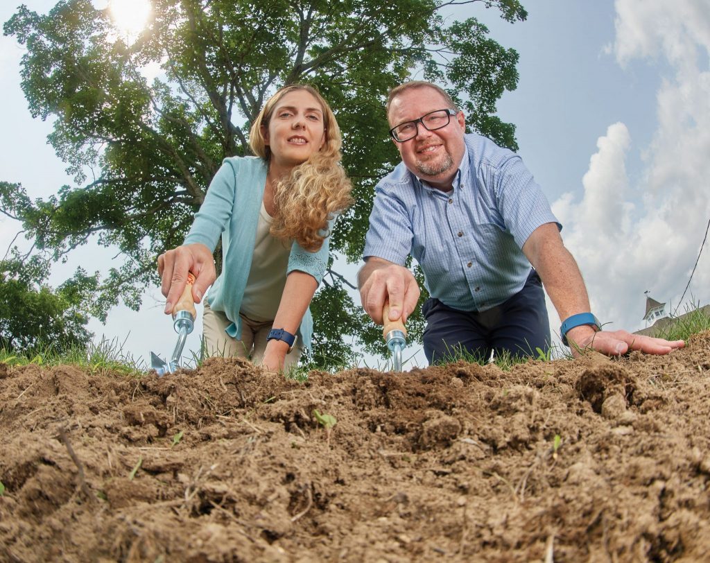 Professors Patricia Rossi and Spencer Nyholm offer a class that's a gateway into the world of microbiology.