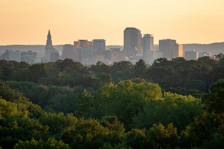 Hartford Connecticut skyline, Wickham Park, CT.
