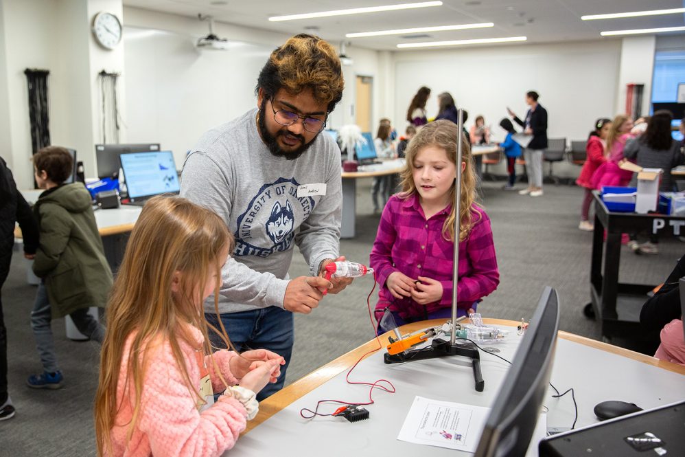 Magnets, Optics, and Space: Second Graders Visit CLAS Physics Studios ...