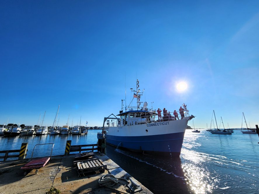 R/V Connecticut