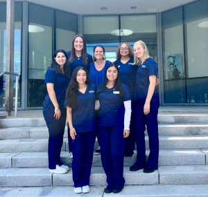 Transition to Clinical Student Cohort on Steps of Storrs Hall