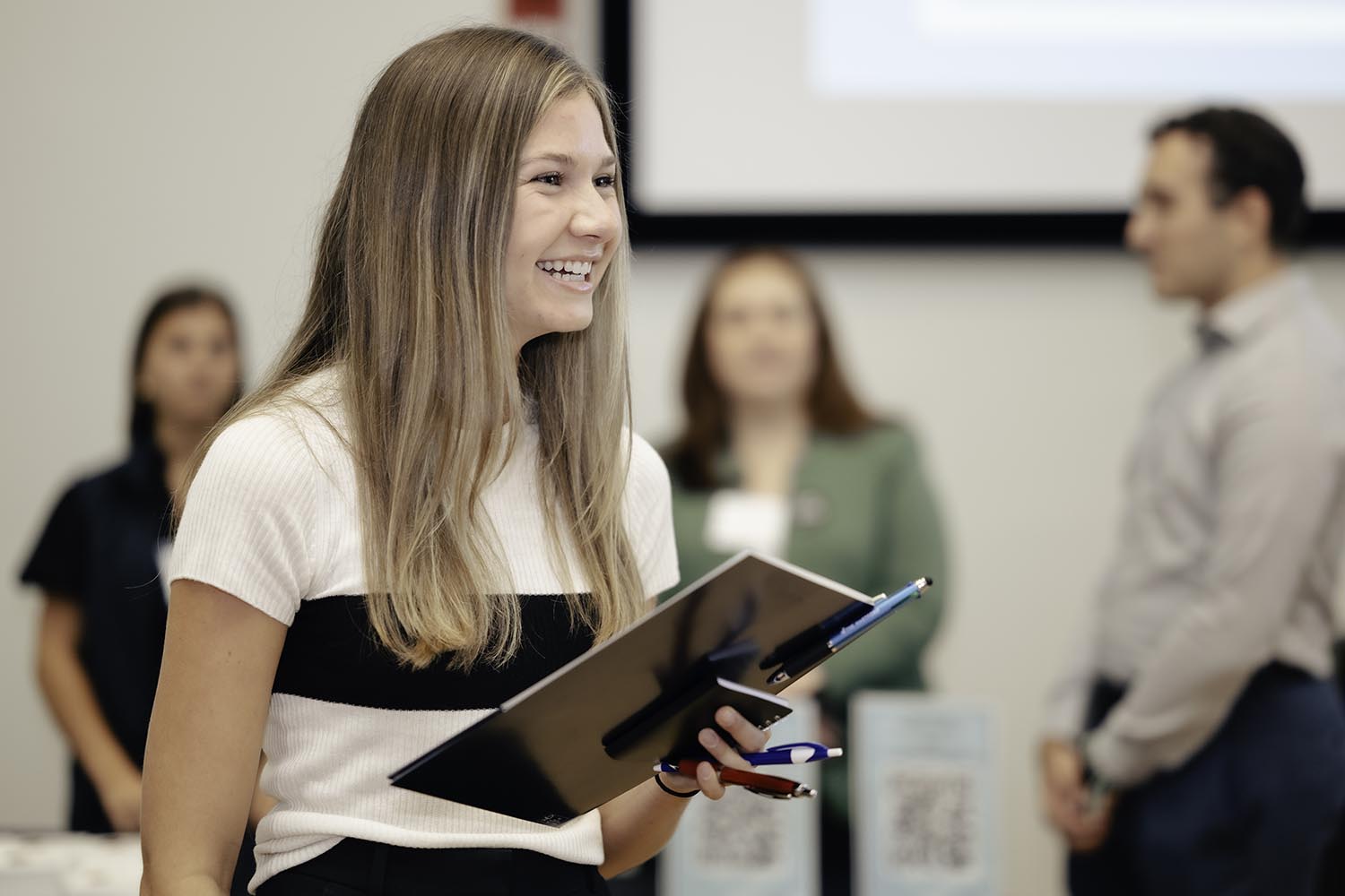 Career Expo Draws Recruiters from 50 Top Corporations, Hundreds of Eager Student Job-Seekers – UConn Today