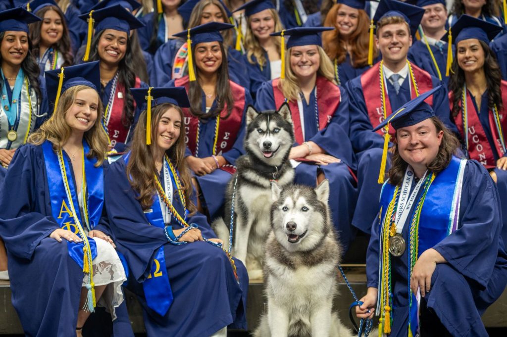 Students with the Jonathan dogs