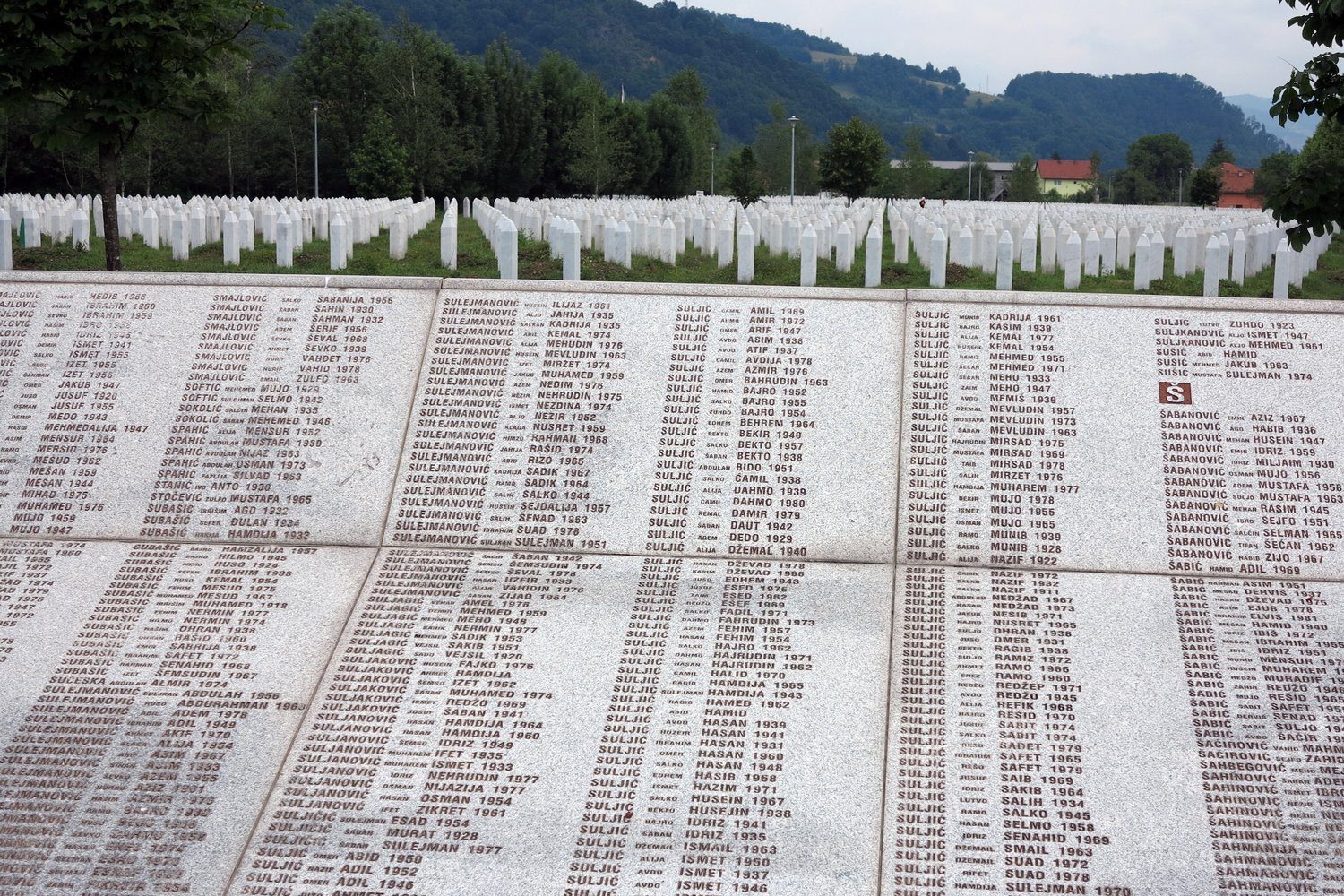 Srebrenica, Bosnia-Herzegovina. 19th June, 2015. Names of the victims, carved in marble, at the genocide memorial near Srebrenica, Bosnia-Herzegovina, 19 June 2015. Photo: homas Brey/dpa/Alamy Live News