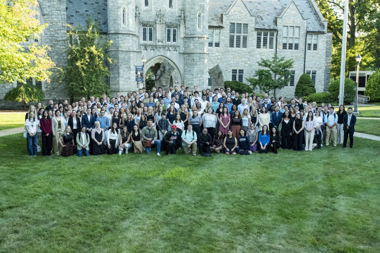 Class photo in front of Starr Hall