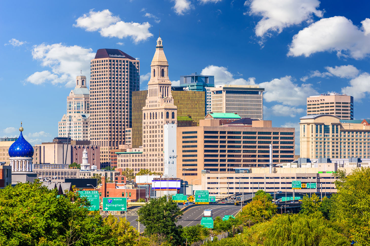 Hartford, Connecticut, USA downtown city skyline.