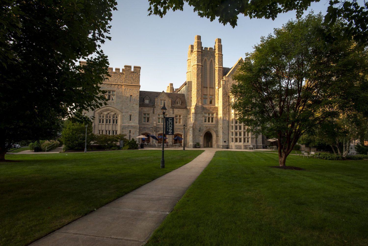 A view of the UConn Law Library.