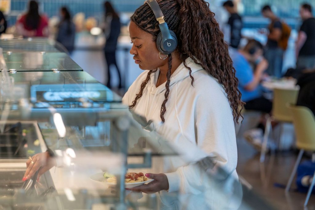 Students at the Connecticut Dining Hall on Sept. 10, 2025