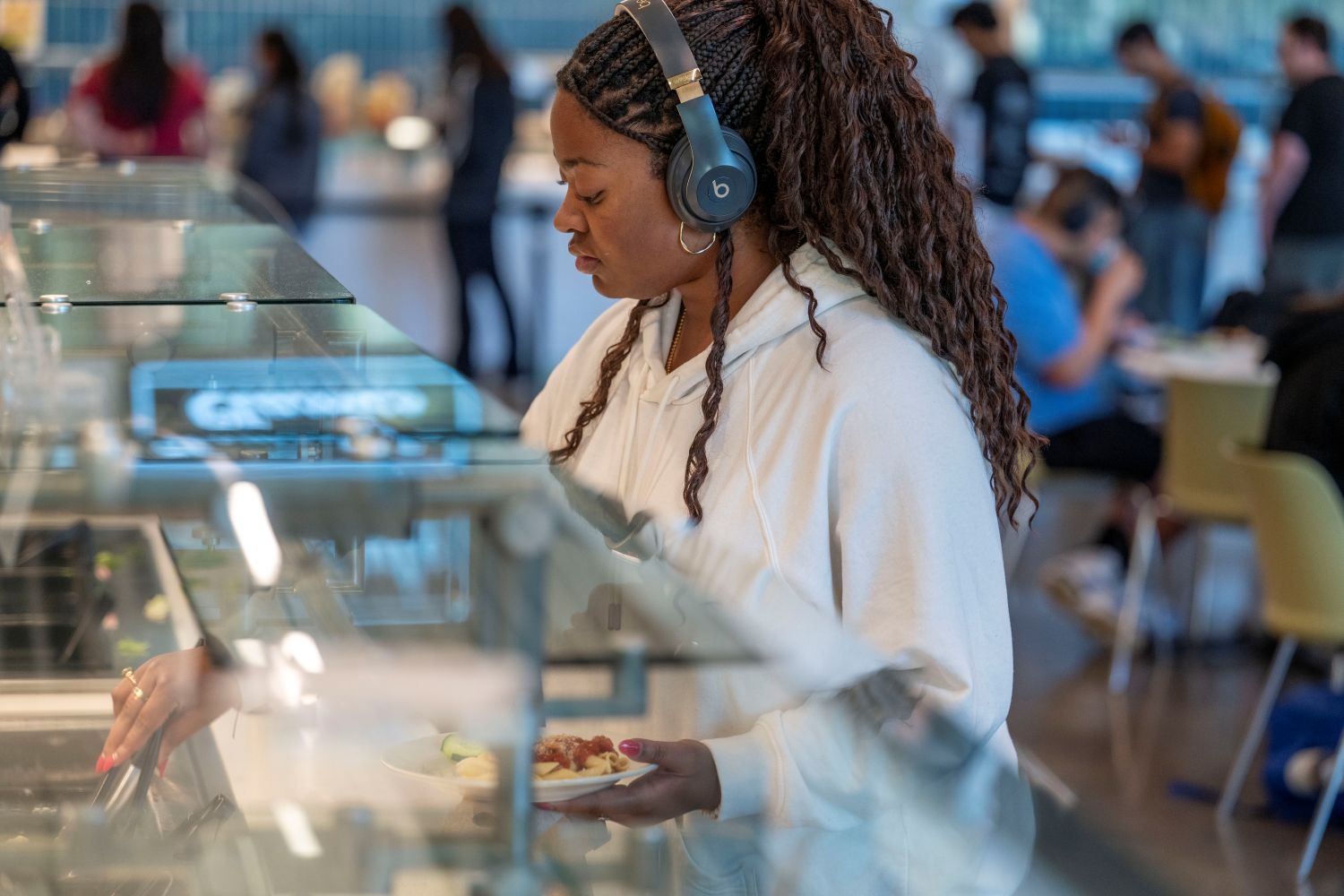 Students at the Connecticut Dining Hall on Sept. 10, 2025