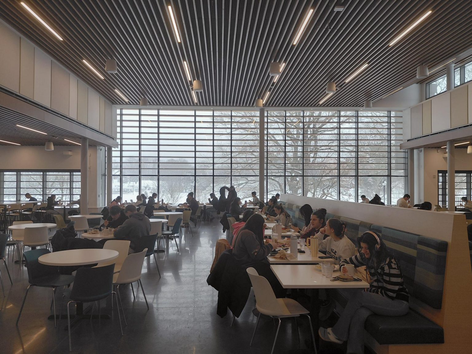 What Makes a Dining Hall Unique? - UConn Today