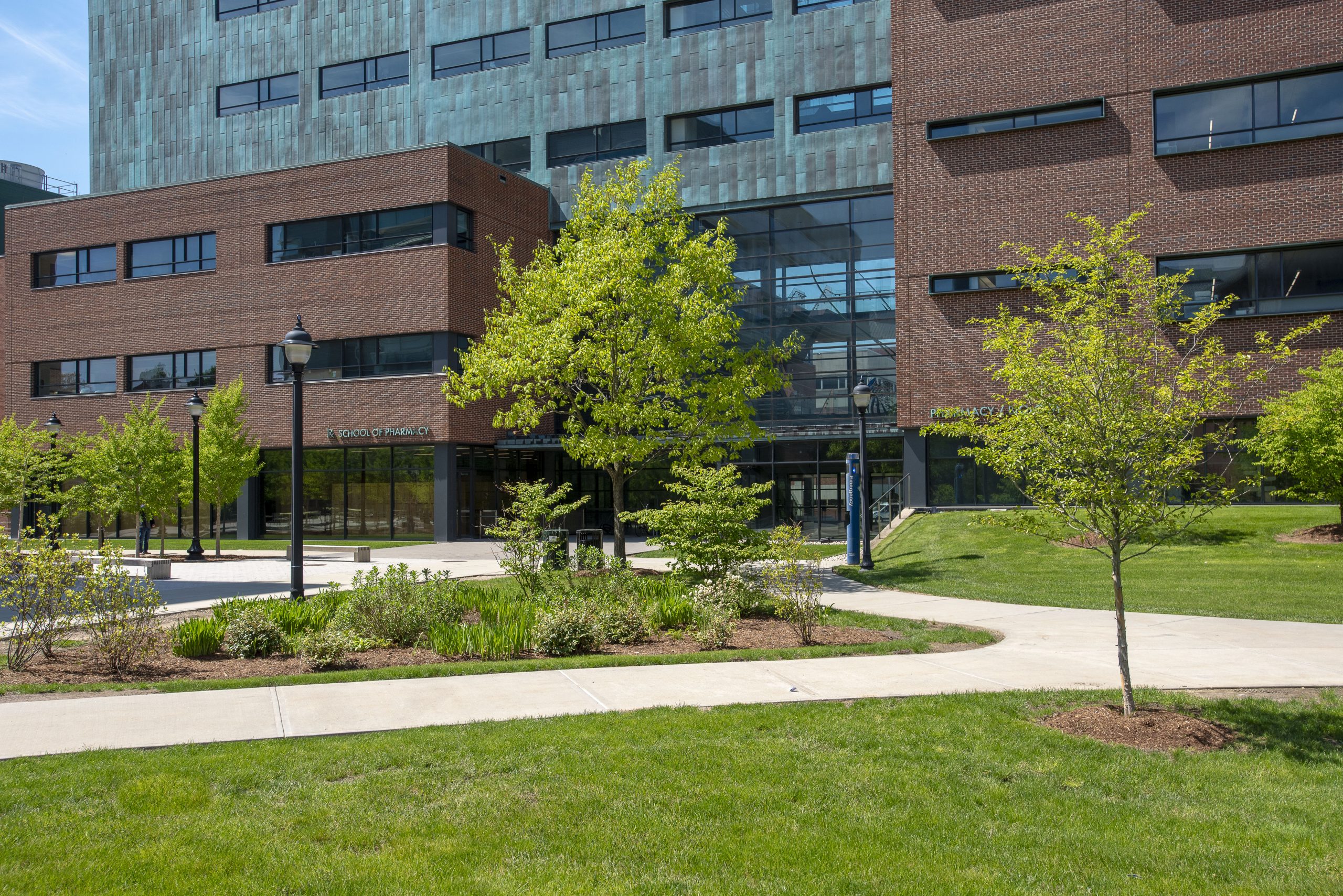 UConn School of Pharmacy Building Exterior