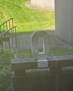 sculpted O in UConn Health Center Courtyard